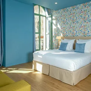 ** Hotel Du Centre, Un Ammi Frankrig
